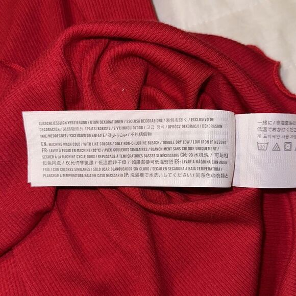 Hollister S Red Ribbed Cotton Crewneck Short Sleeve Tee Ruffle Hem & Sleeve - Picture 10 of 10